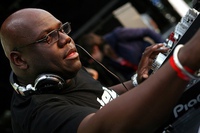 Carl Cox видасть новий альбом у форматі USB